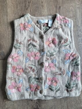 Signatures Northern Isles Floral Knit Button-Front Sweater Vest